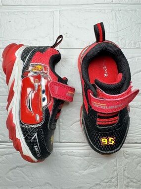 Harper Canyon Kids Lightning McQueen Red and Black Sneakers